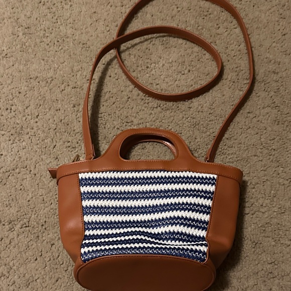 Ann Taylor Tan and Blue Striped Crossbody Bag with Crab Design - Picture 4 of 9
